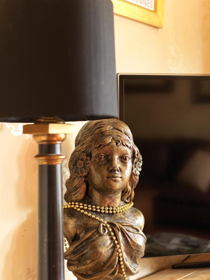 Howarth House 4*